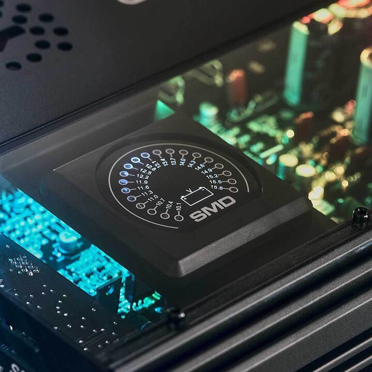 SMD Monoblock Amplifier with VM - 1 Voltmeter and Digital LED Lights 8500W RMS at 1 - ohm - Steve Meade Designs - SMD - 8500.1D - Sparked Innovations