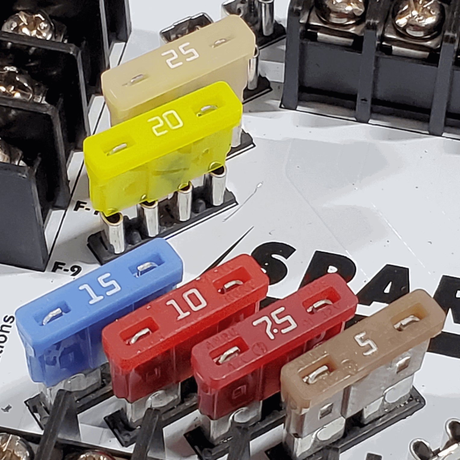 12V Automotive ATC Blade Glow Fuse with LED Indicator Illumination - 25A ATC Glow Fuse - GLOFUSE - 25 - Sparked Innovations
