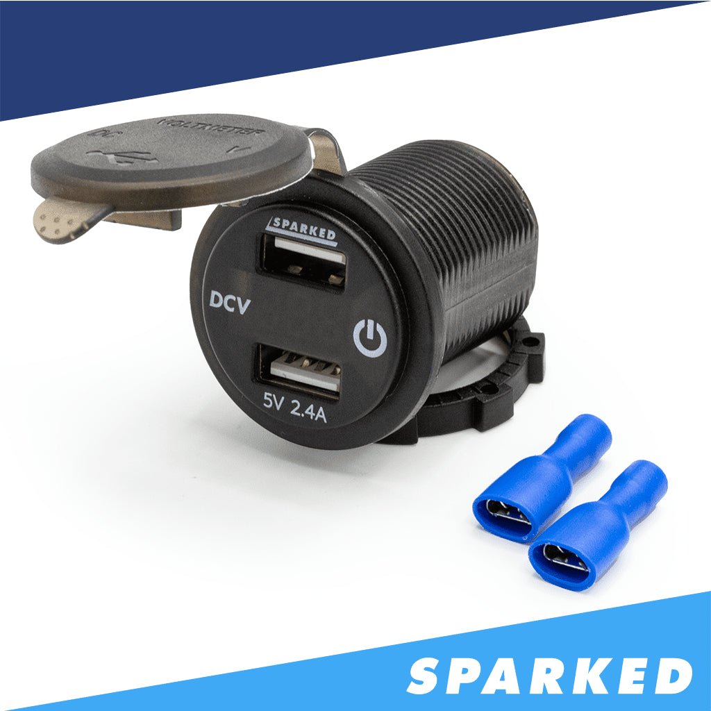 Voltmeter Dual Port USB Charger with Onboard Touch Switch - Green - YJ - DS2123CP - G - Sparked Innovations